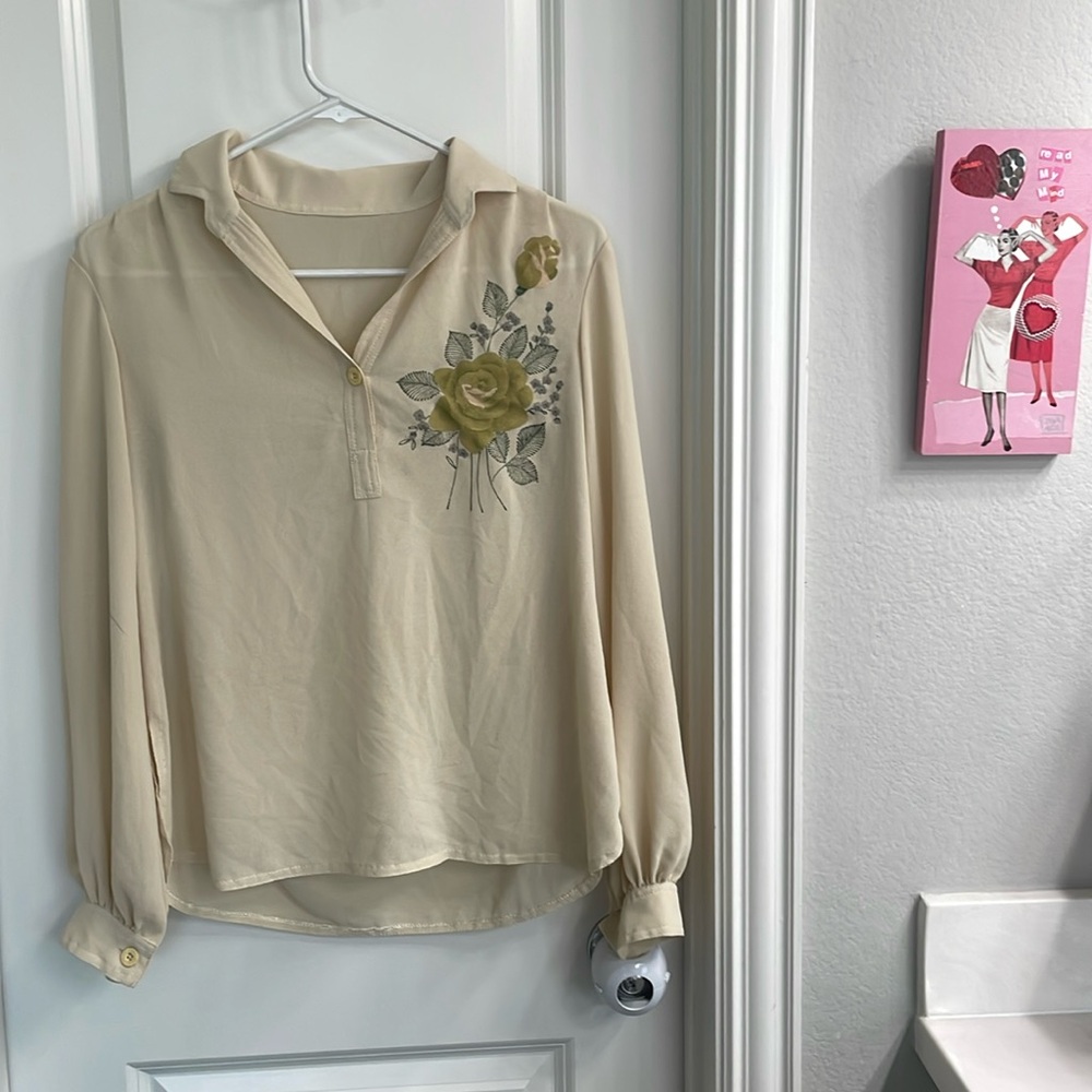 Vintage collared top